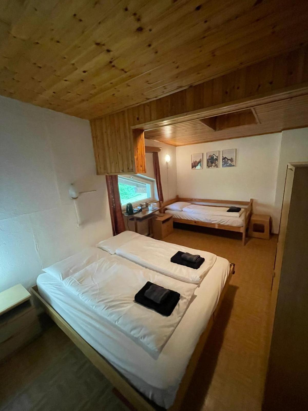 Picchio Rosso - Stanza Privata Con Bagno In Val Di Fassa Hotel Pera Екстериор снимка
